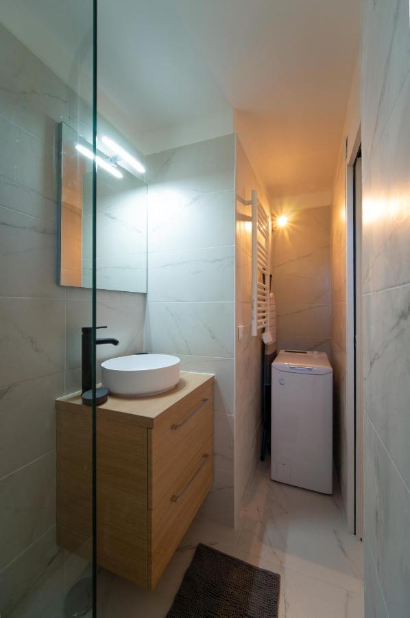 Grand Appartement 3 Chambres Avec Clim Et Balcon Marseille Luaran gambar